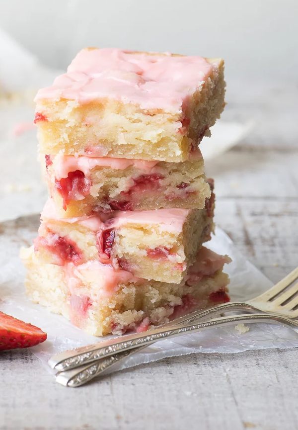 Easy Strawberry Lemon Blondies