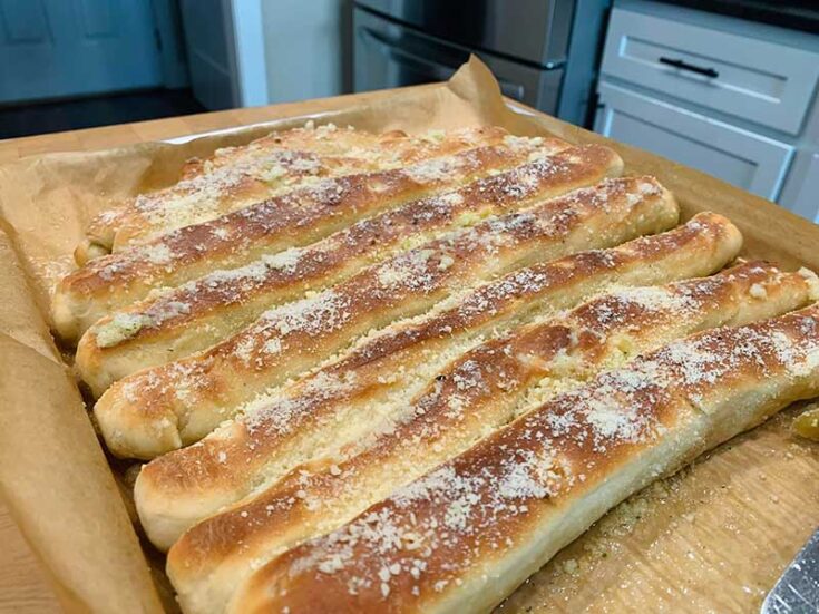 Cheesy Garlic Bread Sticks