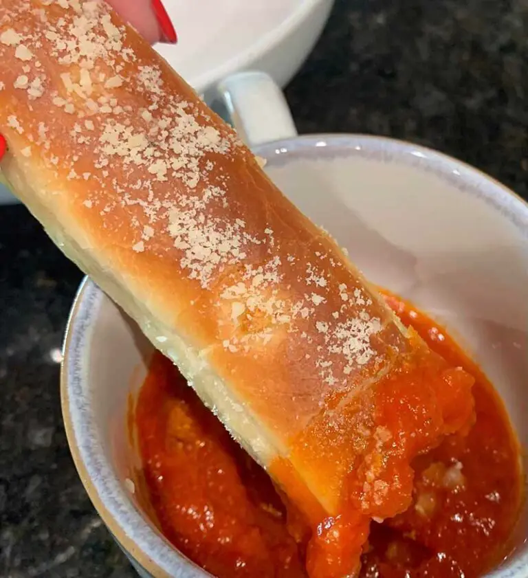 Cheesy Garlic Bread Sticks FunCraftyKitchen