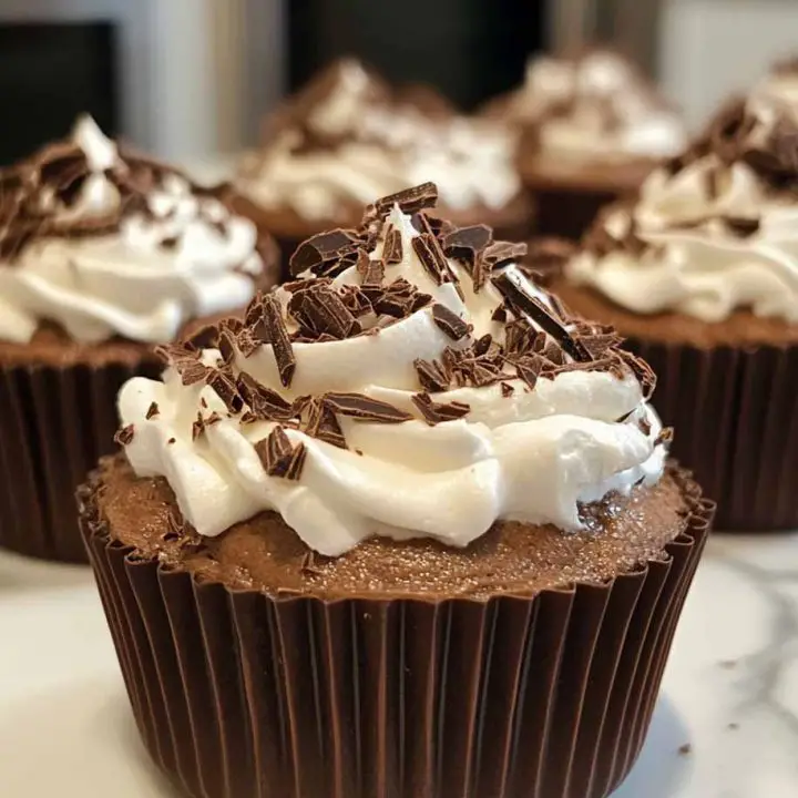 No-Bake Chocolate Mousse Cups