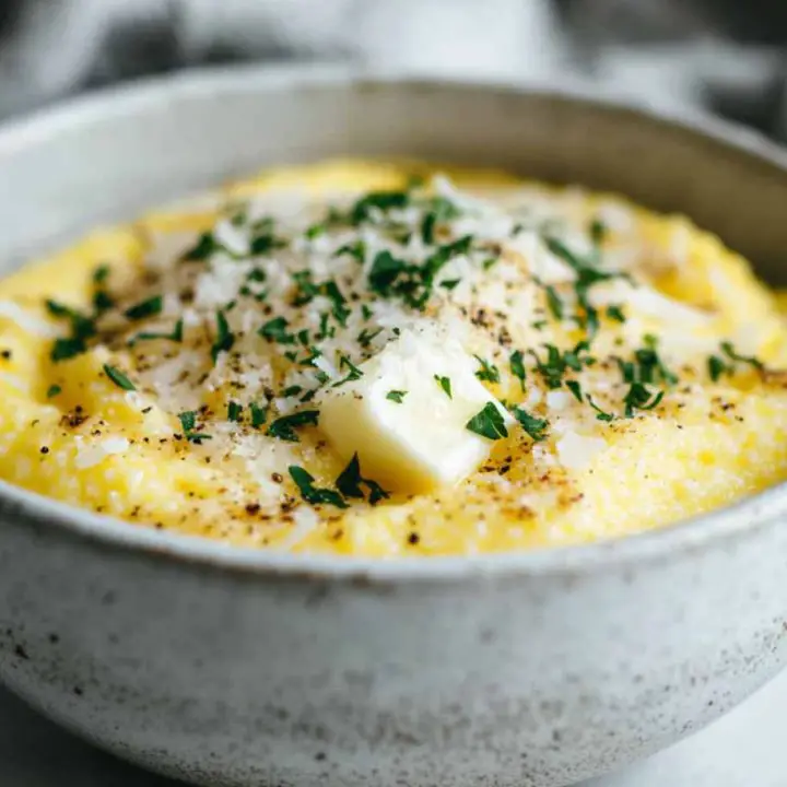 Creamy Polenta with Garlic and Parmesan