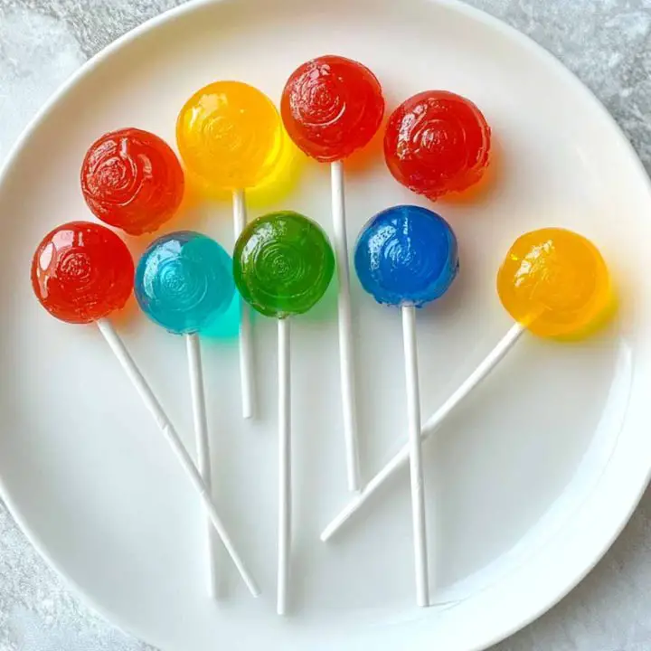 Homemade Koolaid Lollipops